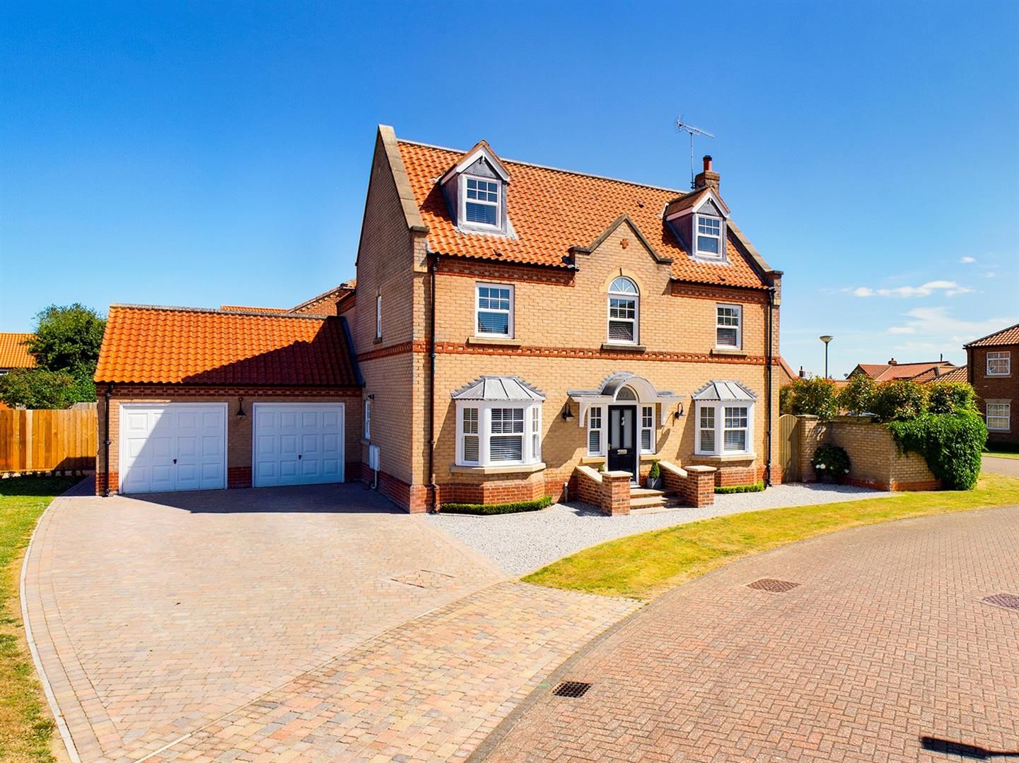 5 bed detached house for sale in The Meadows, Brandesburton, Driffield