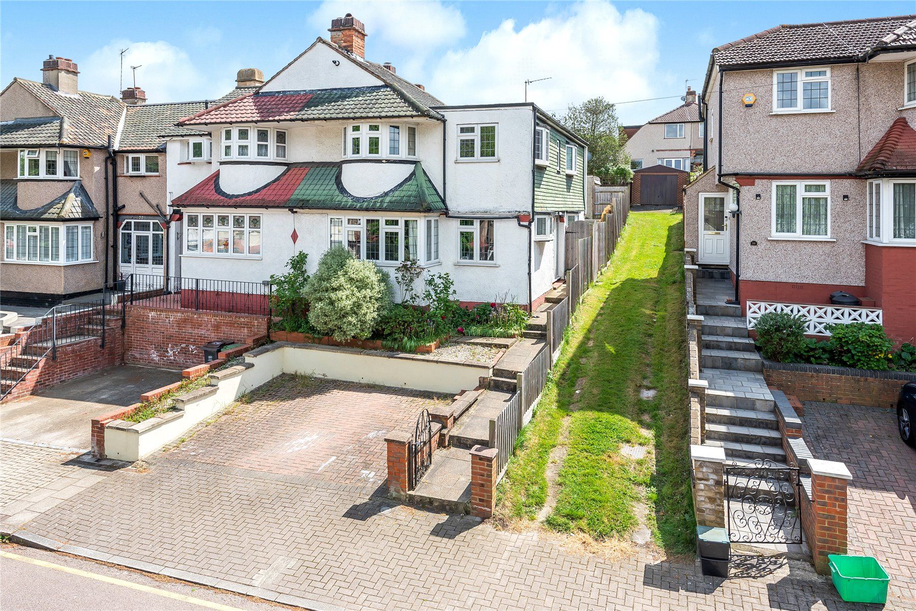 4 bed end terrace house for sale in Ridgeway Drive, Bromley BR1 Zoopla