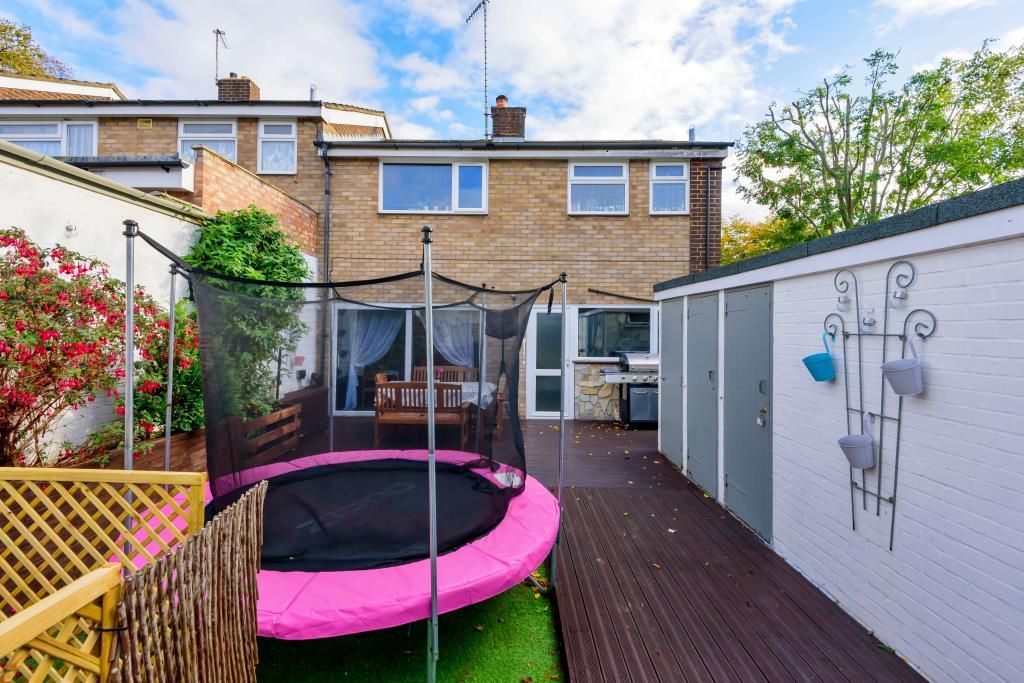 3 bed semidetached house for sale in Hemel Hempstead, Hertfordshire