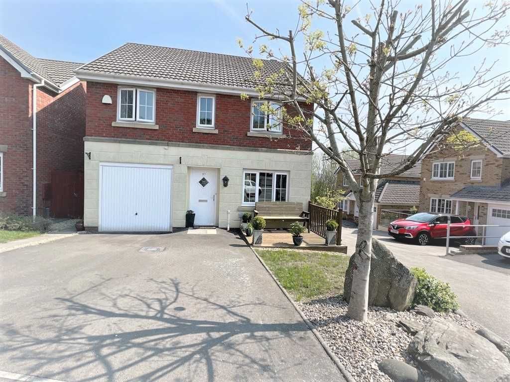 4 bed detached house for sale in Parc Gellifaelog, Tonypandy CF40 Zoopla