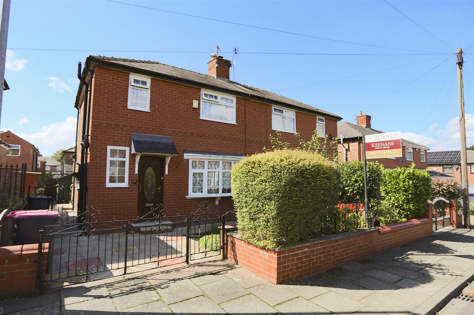 3 bed semidetached house for sale in Collingwood Drive, Swinton, Manchester M27 Zoopla