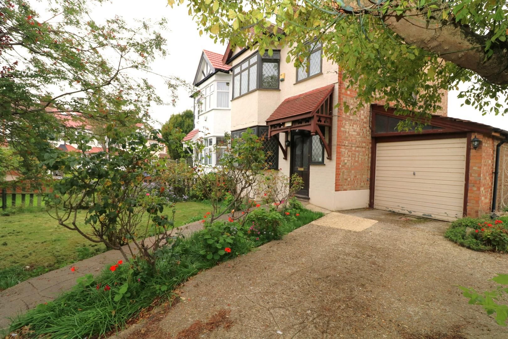 1 bed property to rent in Waverley Avenue, London E4 Zoopla