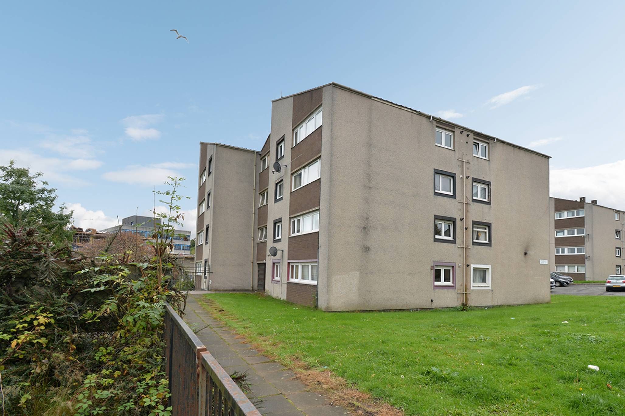 2 bed flat for sale in Calder Drive, Edinburgh EH11 Zoopla