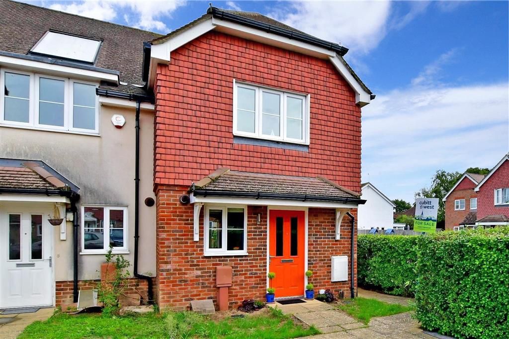 2 bed end terrace house for sale in Taylors Close, Yapton, West Sussex