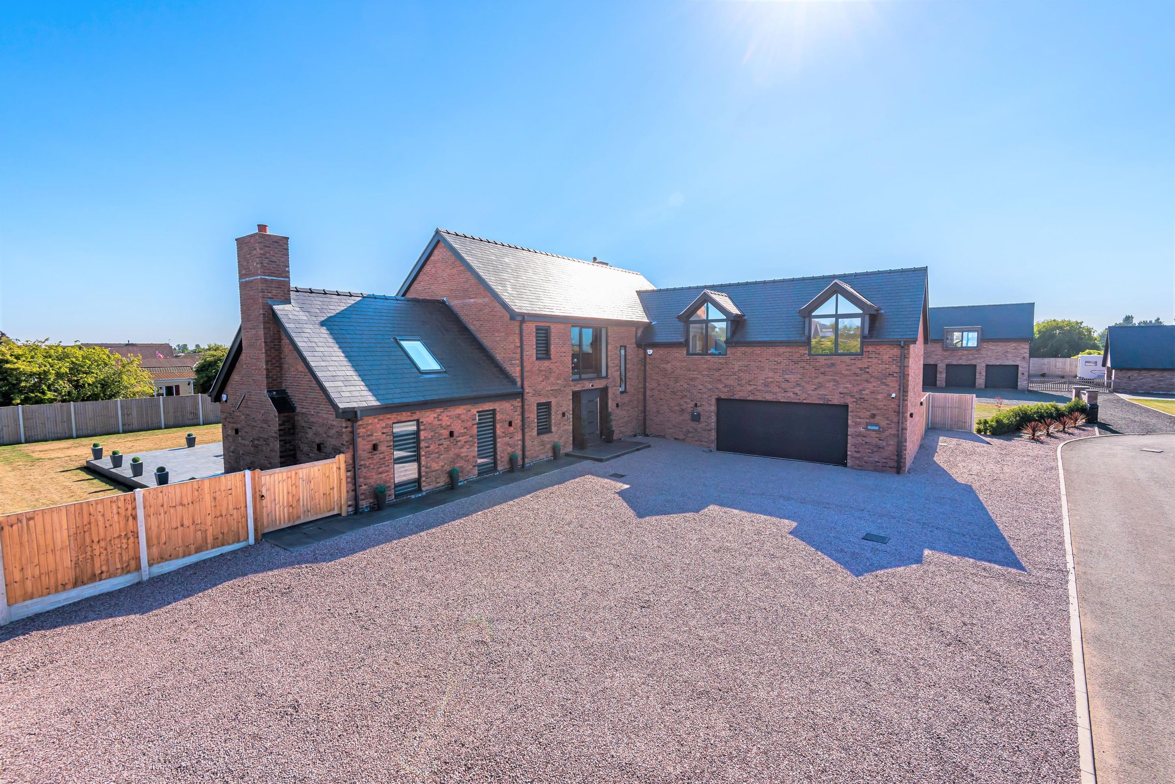 5-bed-detached-house-for-sale-in-five-acres-crescent-skegness-lincs