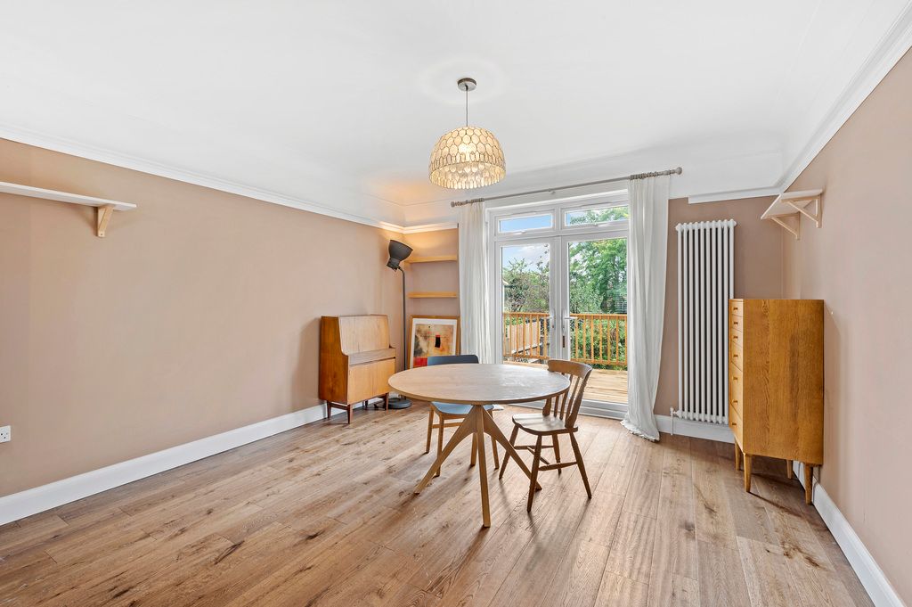 3 bed property to rent in Malden Hill, New Malden KT3 Zoopla