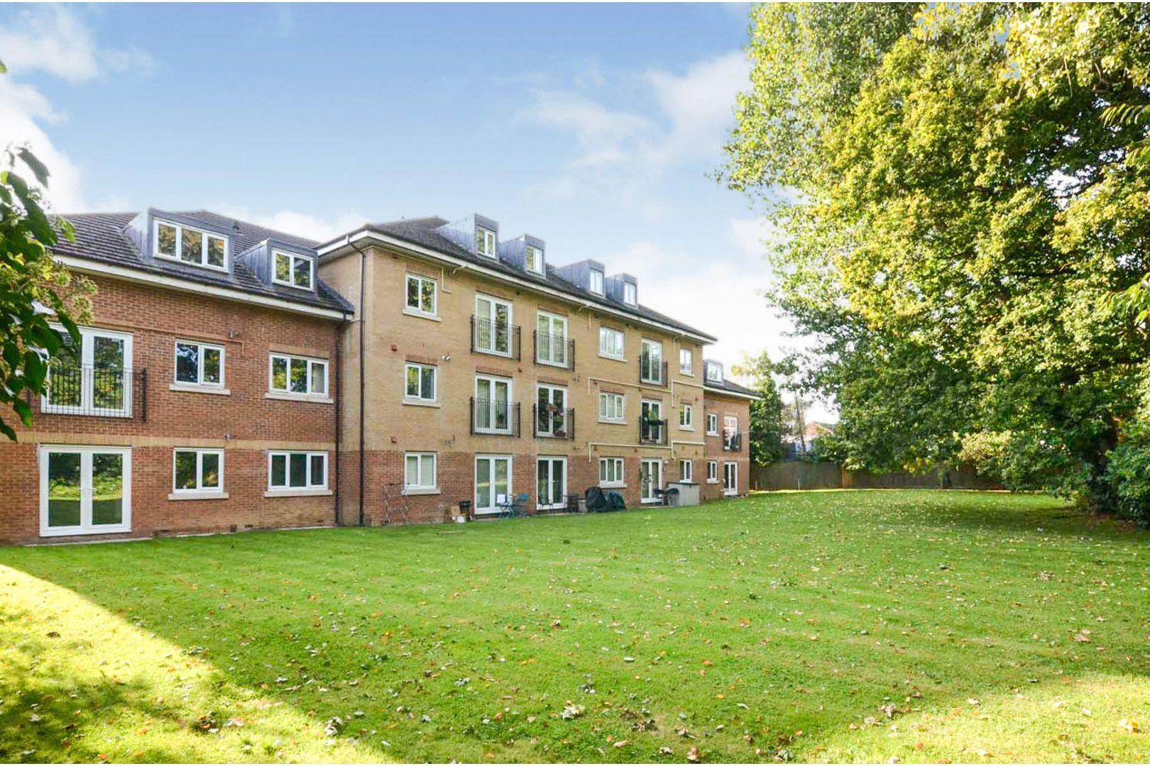 42 Loweswater Close, Watford WD25  