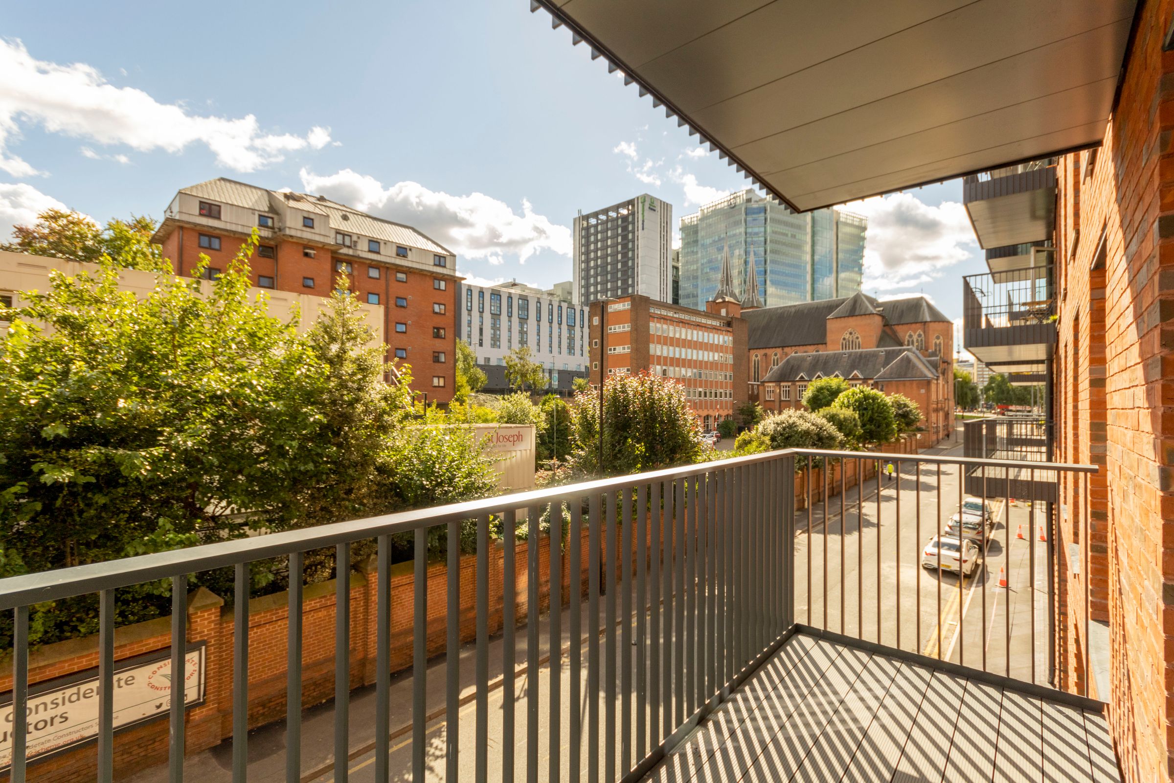2 bed flat to rent in The Fazeley, Snow Hill Wharf, Shadwell Street