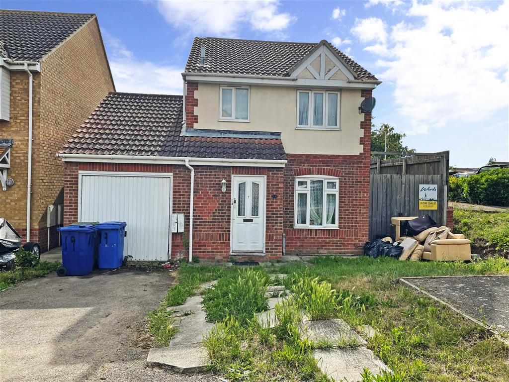 3 bed detached house for sale in Condor Close, Warden, Sheerness, Kent