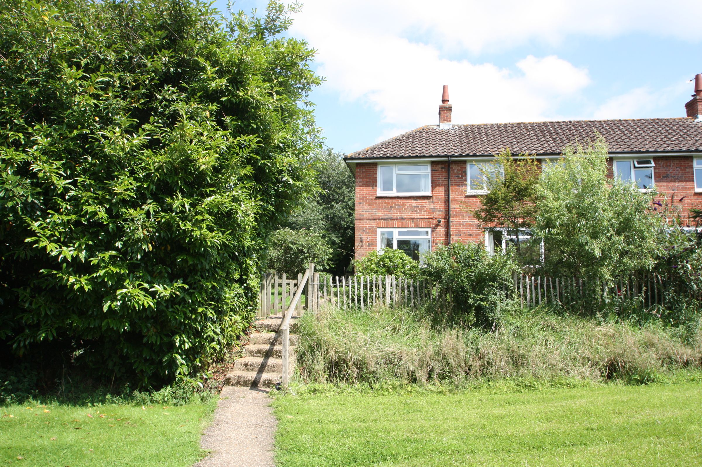 3 bed cottage to rent in Vann Lane, Chiddingfold GU8 Zoopla