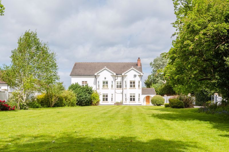 5 bed detached house for sale in Southport Road, Lydiate, Liverpool L31