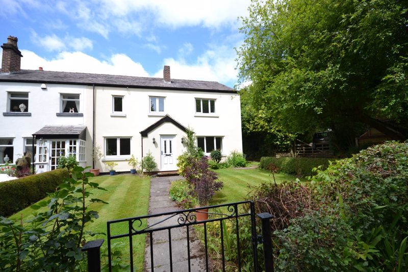 5 bed property for sale in Sennicar Lane, Haigh, Wigan WN2 Zoopla