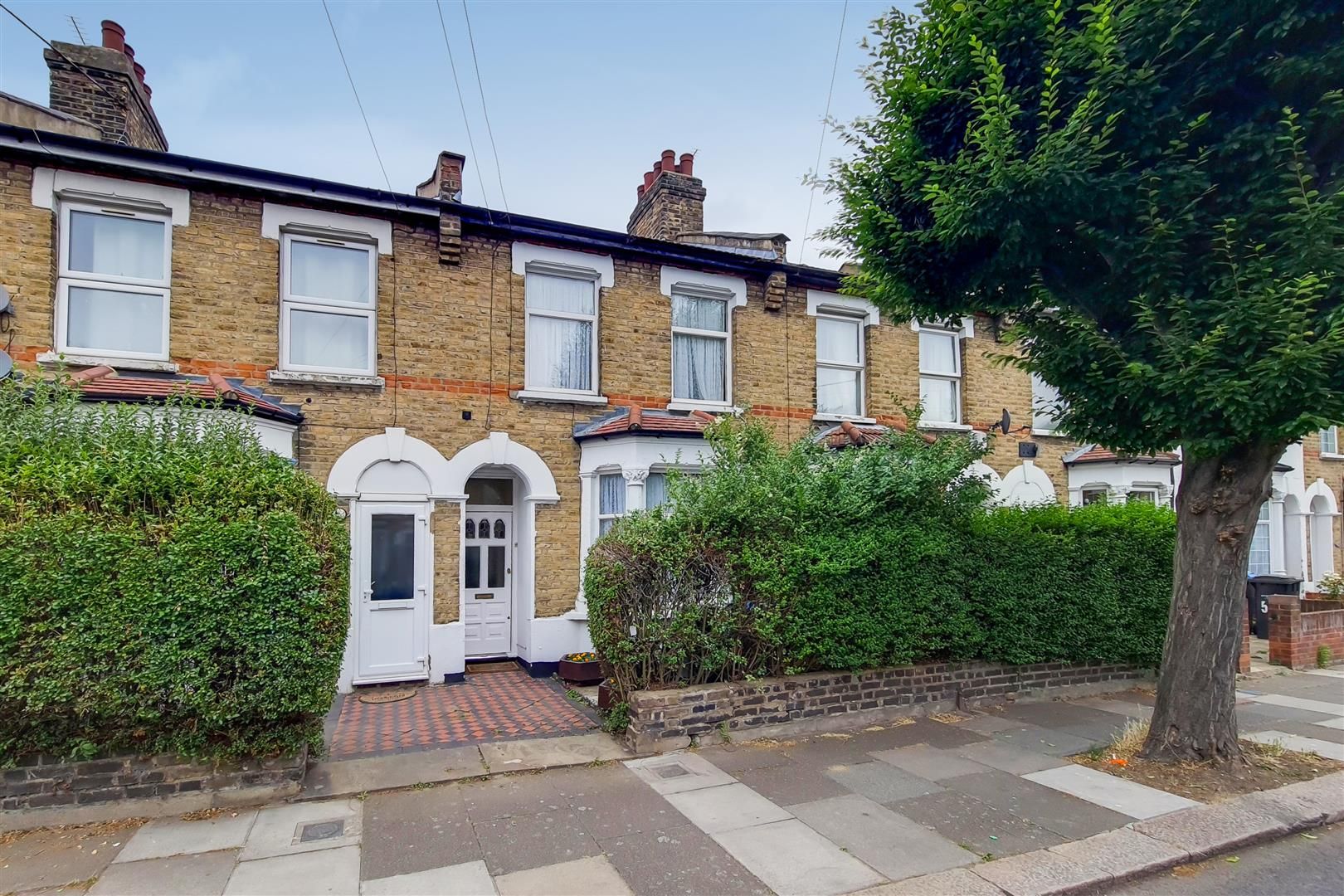 3 bed terraced house for sale in Huxley Road, Edmonton, London N18 Zoopla