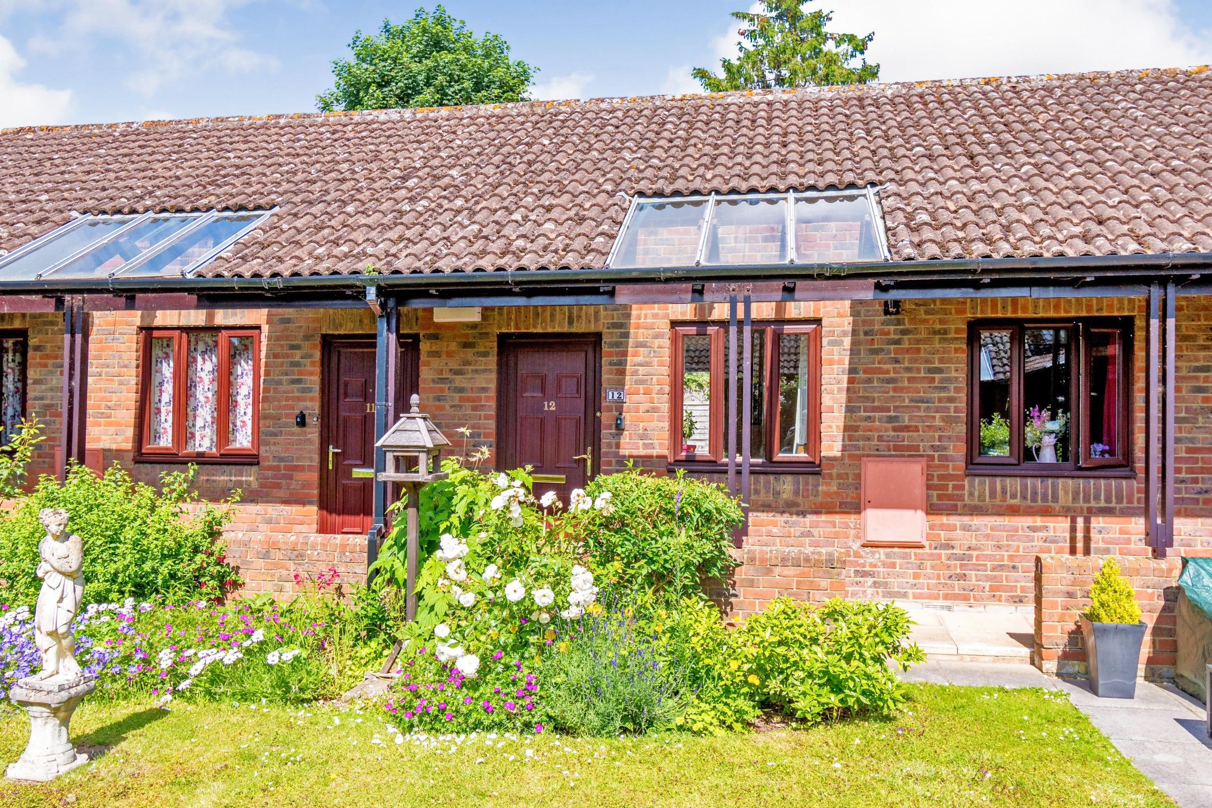 1 bed bungalow for sale in Bridge Court, Middlebridge Street, Romsey