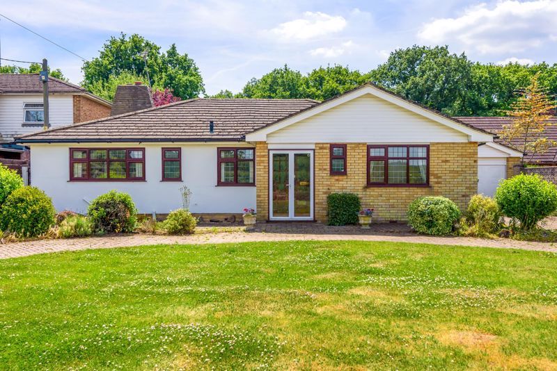 4 bed detached bungalow for sale in Hilders Lane, Edenbridge TN8 Zoopla
