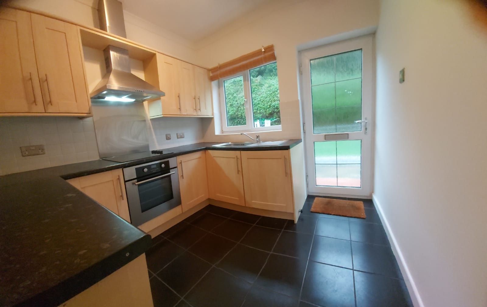1 bed property to rent in Vanewood Court, Plunch Lane, Mumbles SA3 Zoopla