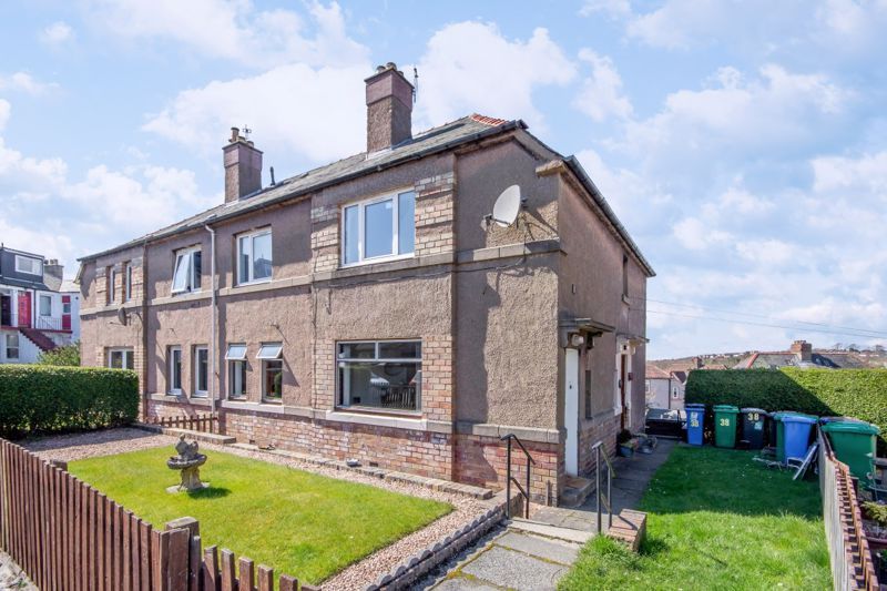 2 bed flat for sale in Gladstone Place, Dunfermline KY12 Zoopla