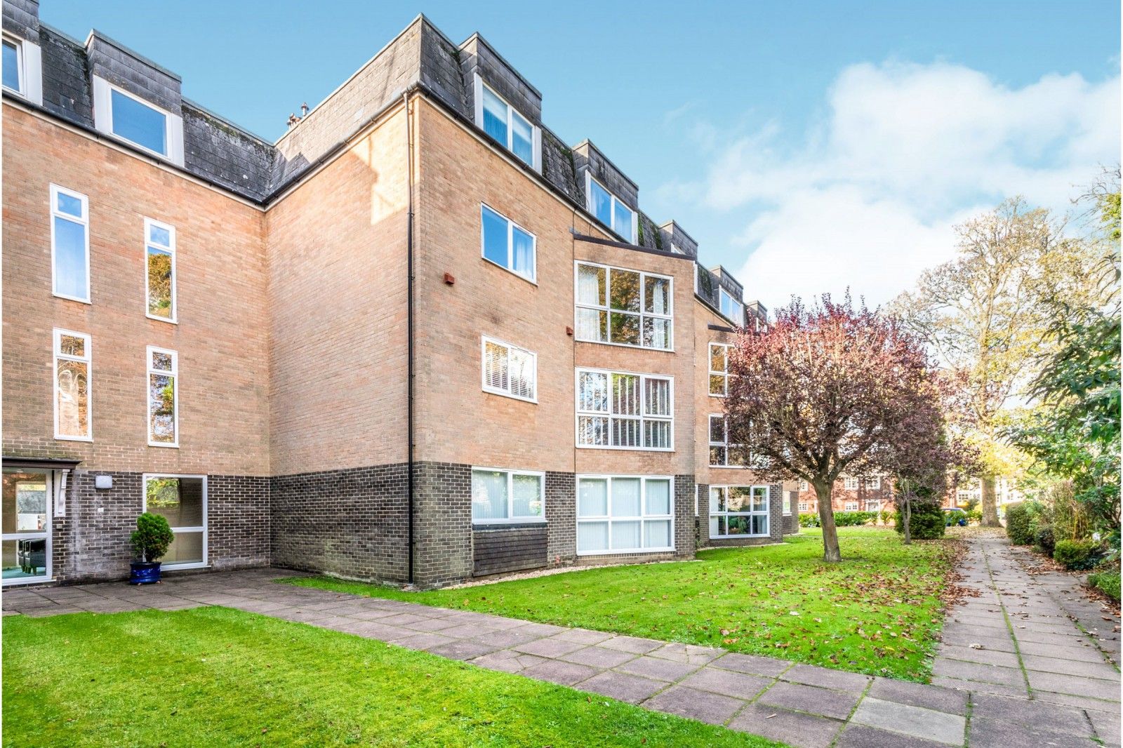1 bed flat to rent in Kings Road, Horsham RH13 Zoopla