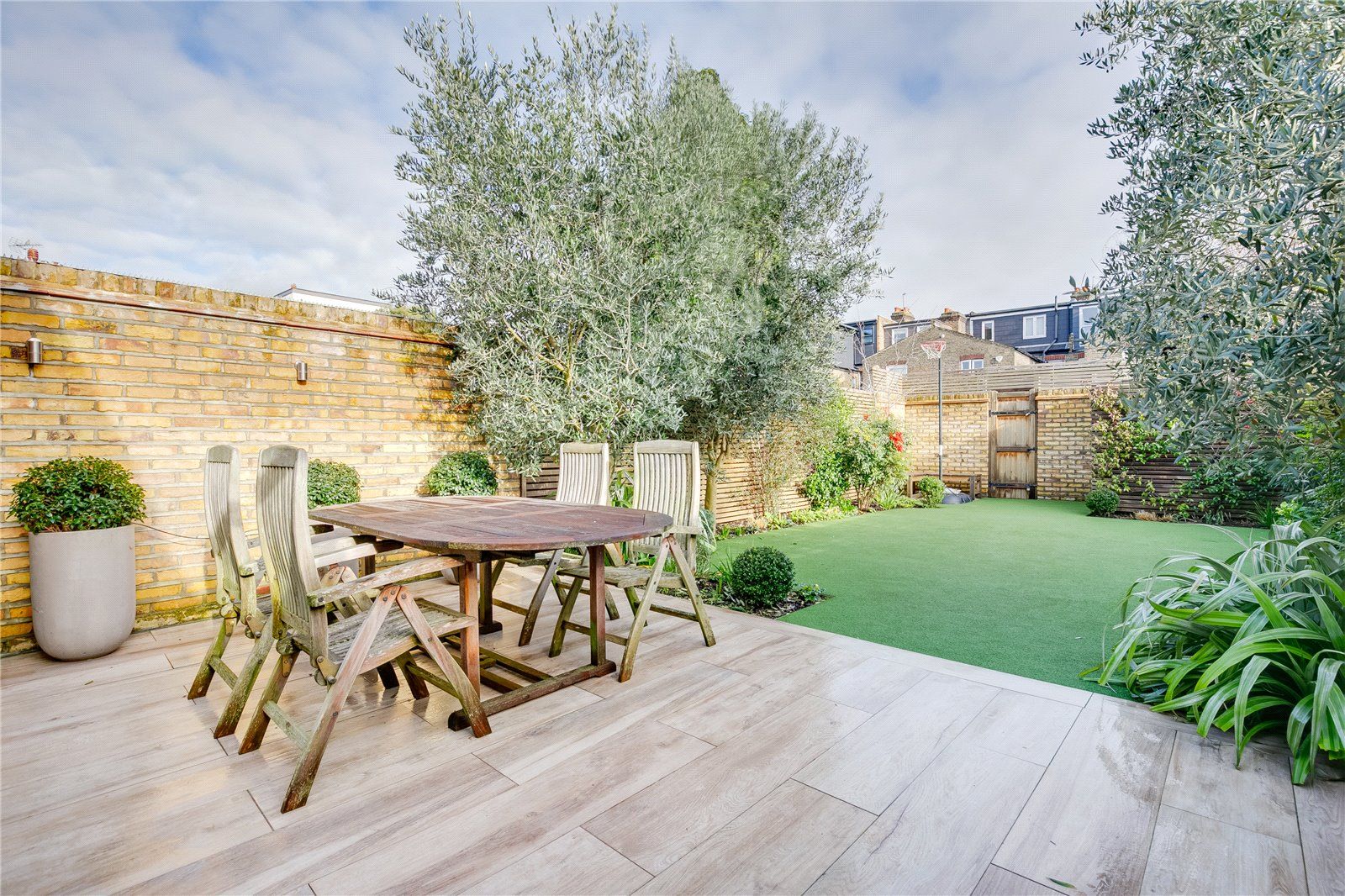 Limes Avenue, Barnes, London SW13