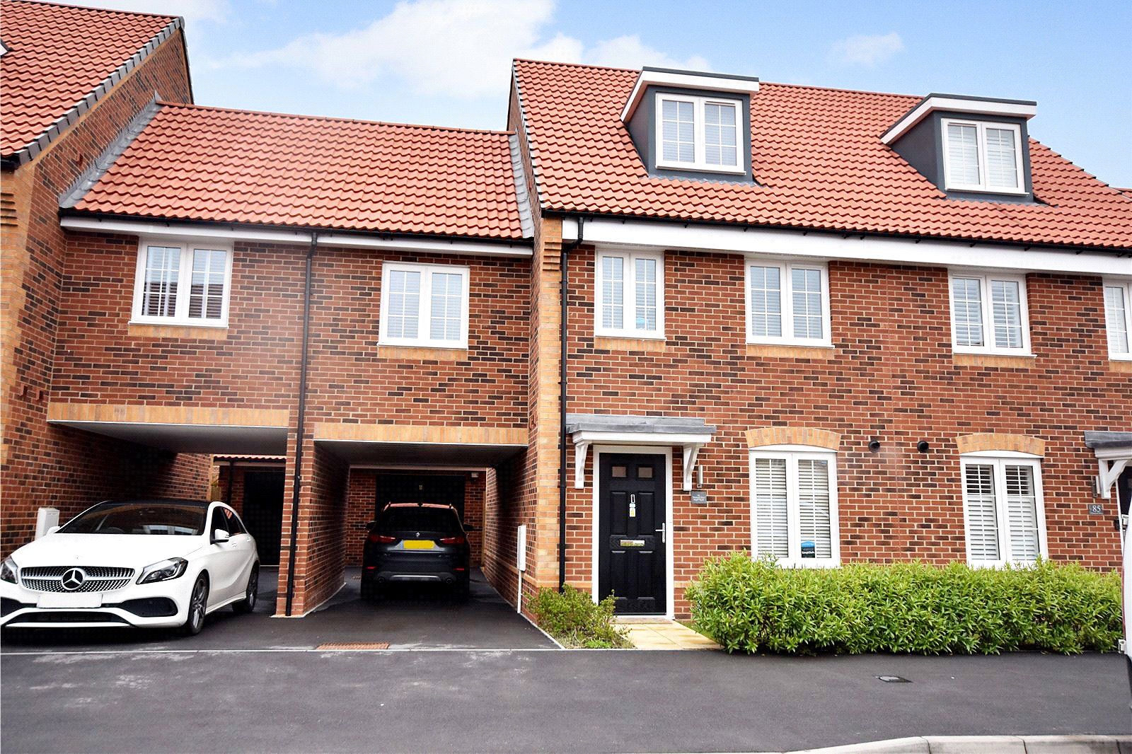 4 bed semidetached house for sale in Diamond Drive, Didcot OX11 Zoopla