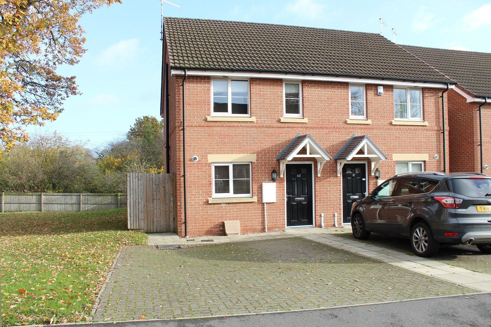 2 bed semidetached house for sale in Burnside Avenue, Shirland