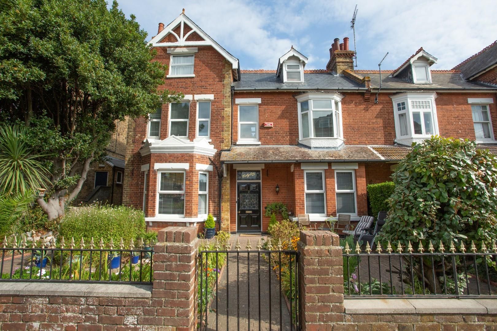 6 bed property for sale in Granville Road, Broadstairs CT10 Zoopla