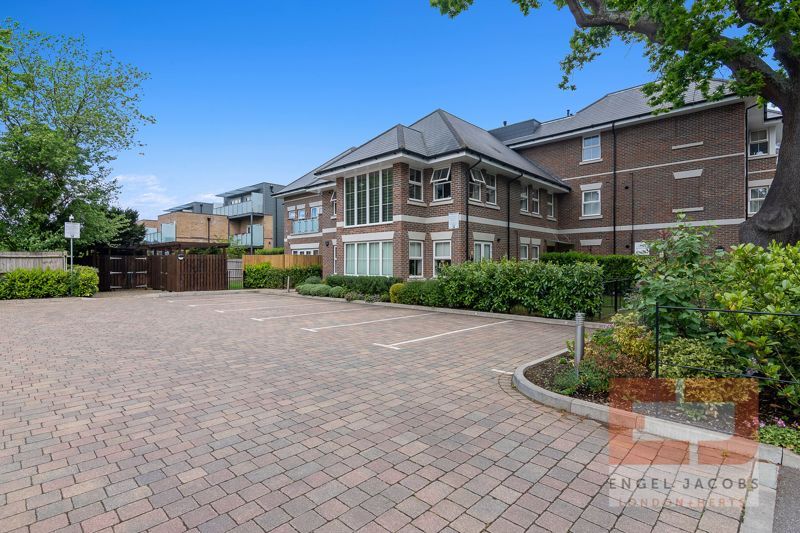 2 bed flat to rent in Common Road, Stanmore HA7 Zoopla