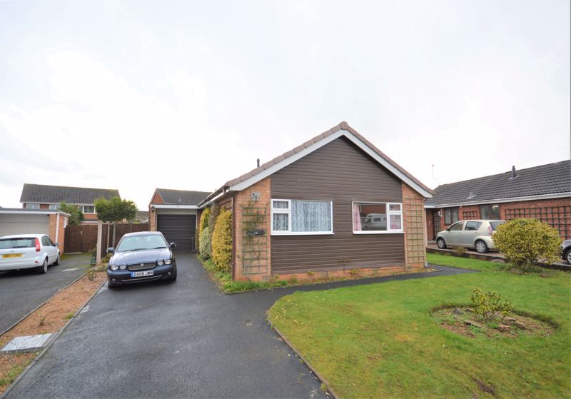 3 bed bungalow for sale in Wheatfield Drive, Shifnal, Shropshire. TF11