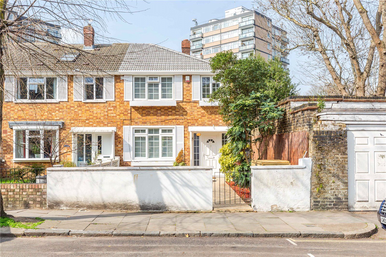 3 bed end terrace house for sale in Hungerford Road, Hillmarton