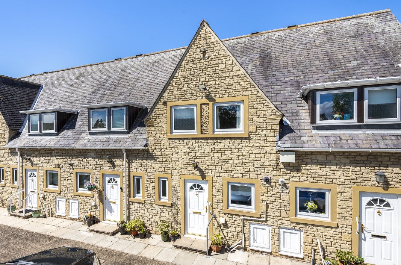 2 bed terraced house for sale in Hall Mews, Clifford Road, Boston Spa, Wetherby LS23 Zoopla