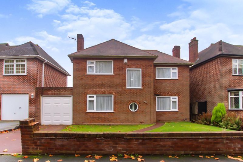 3 bed detached house for sale in Walstead Road, Walsall WS5 Zoopla