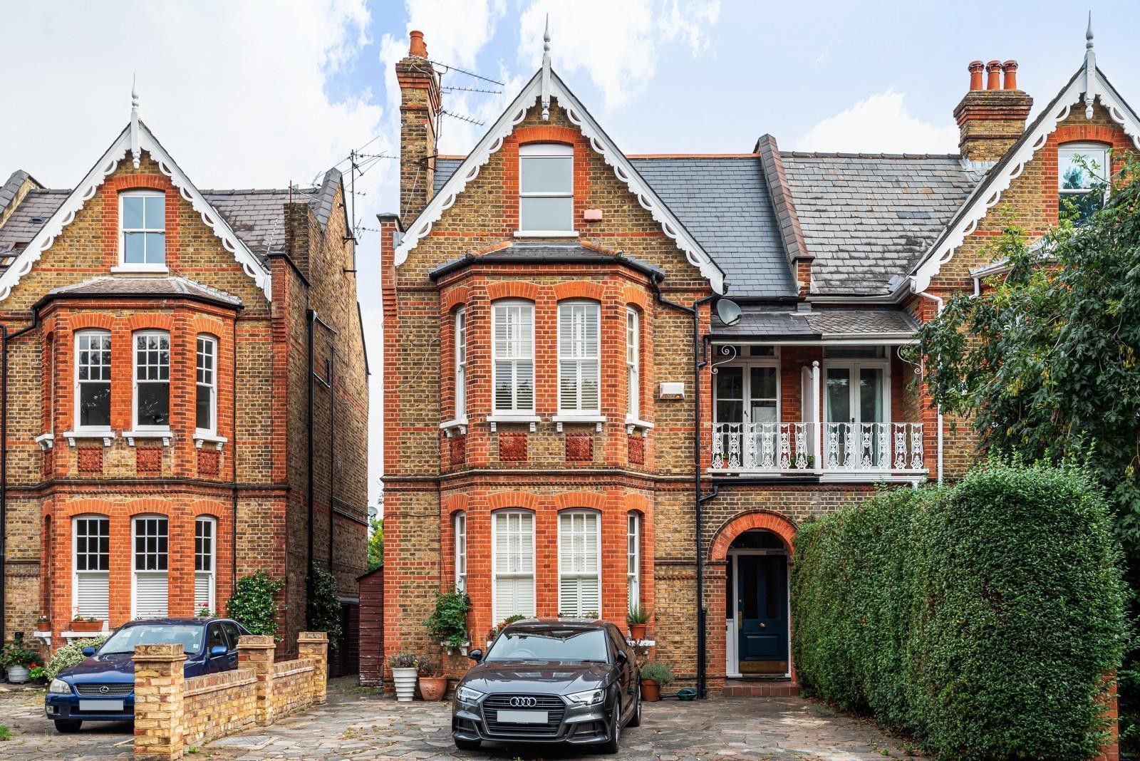 Studio for sale in Park Road, Teddington TW11 Zoopla