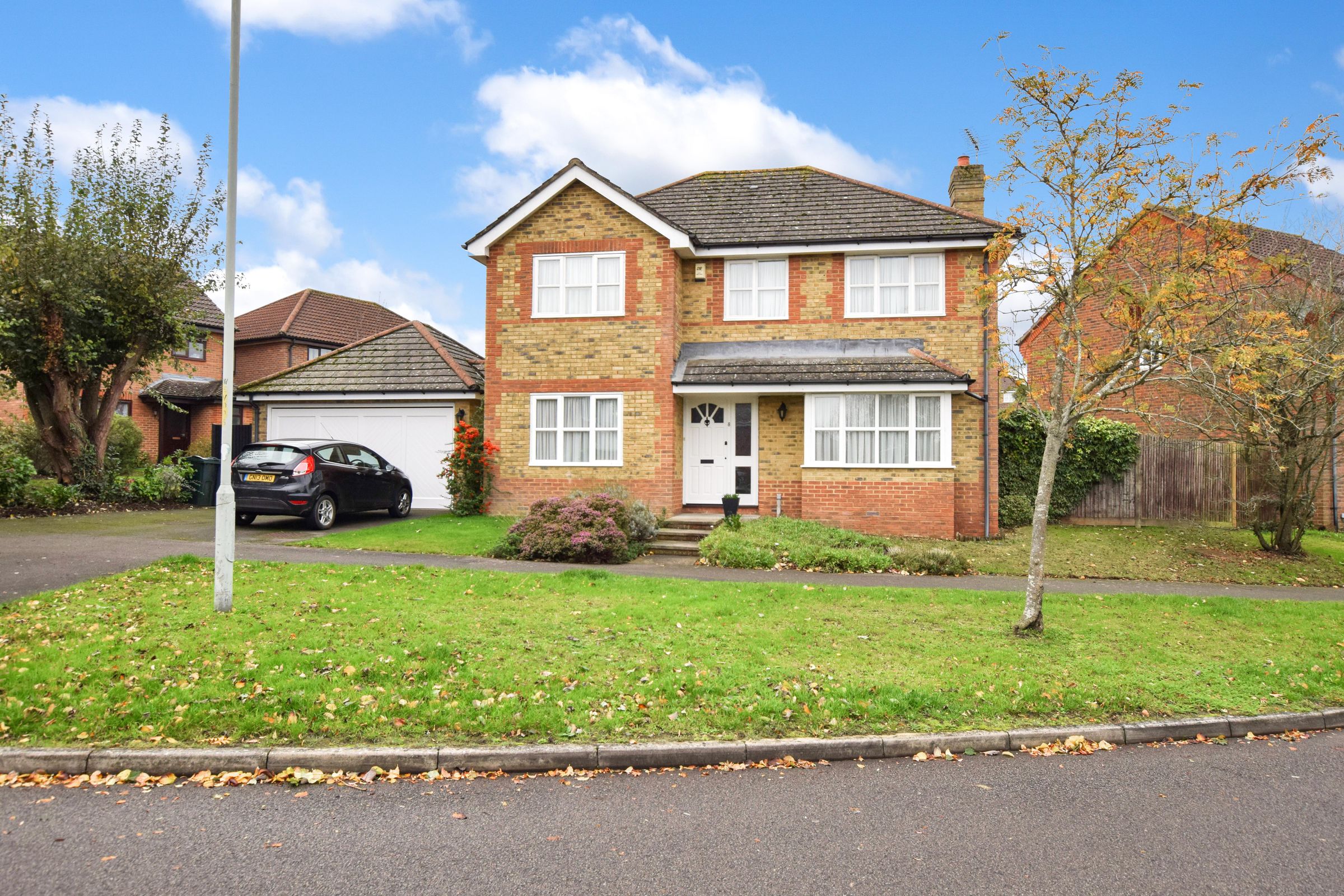 Warren View, Ashford TN25  