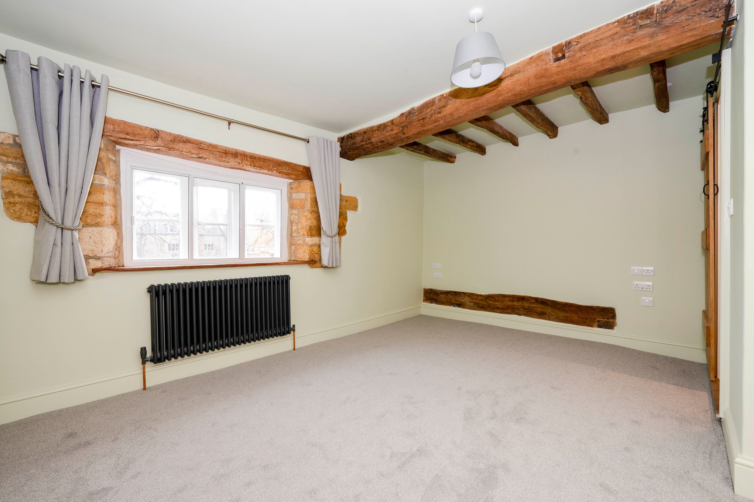 2 bed cottage to rent in High Street, MoretonInMarsh GL56 Zoopla