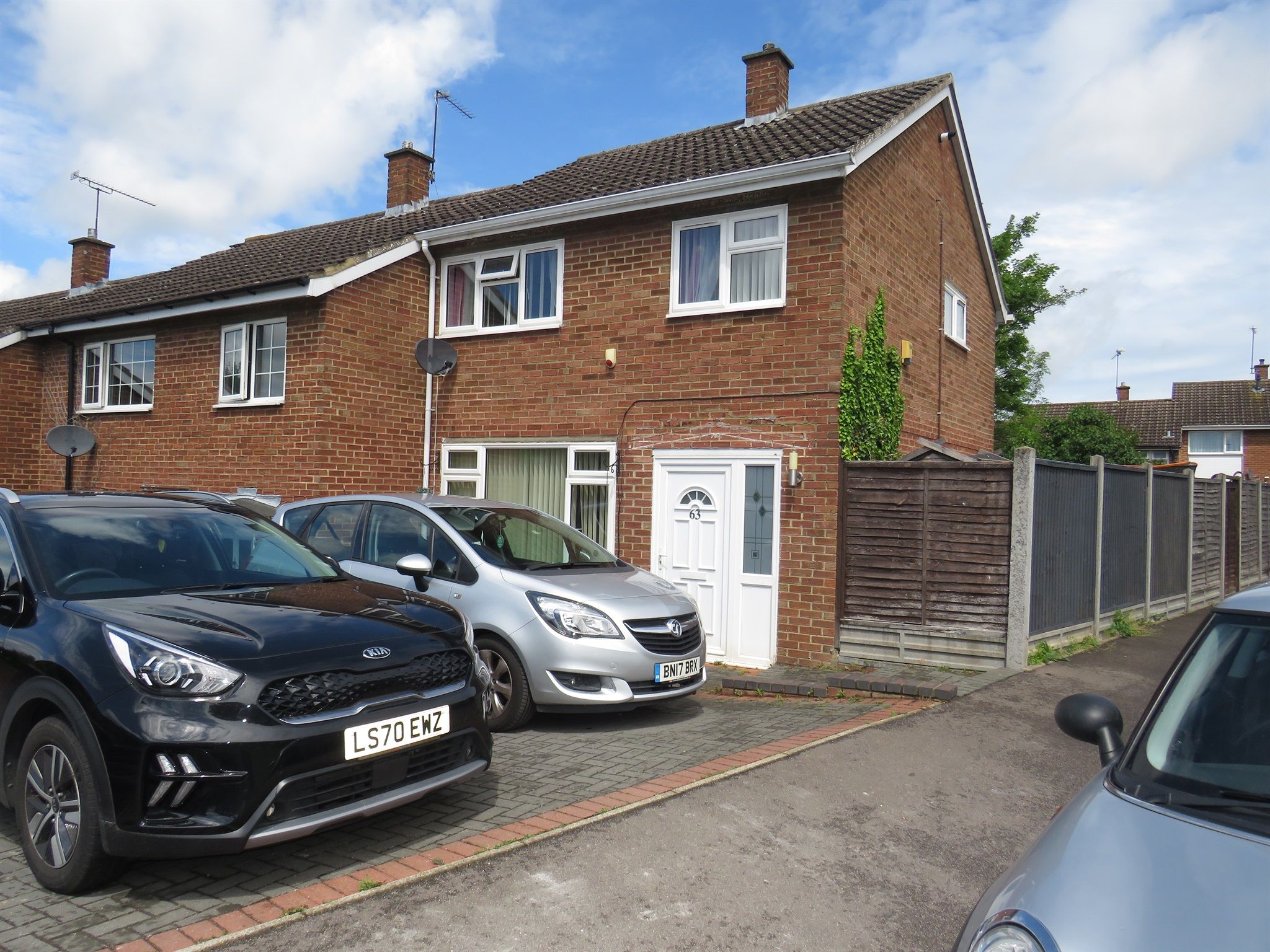 2 bed end terrace house for sale in Churchfield Road, Houghton Regis