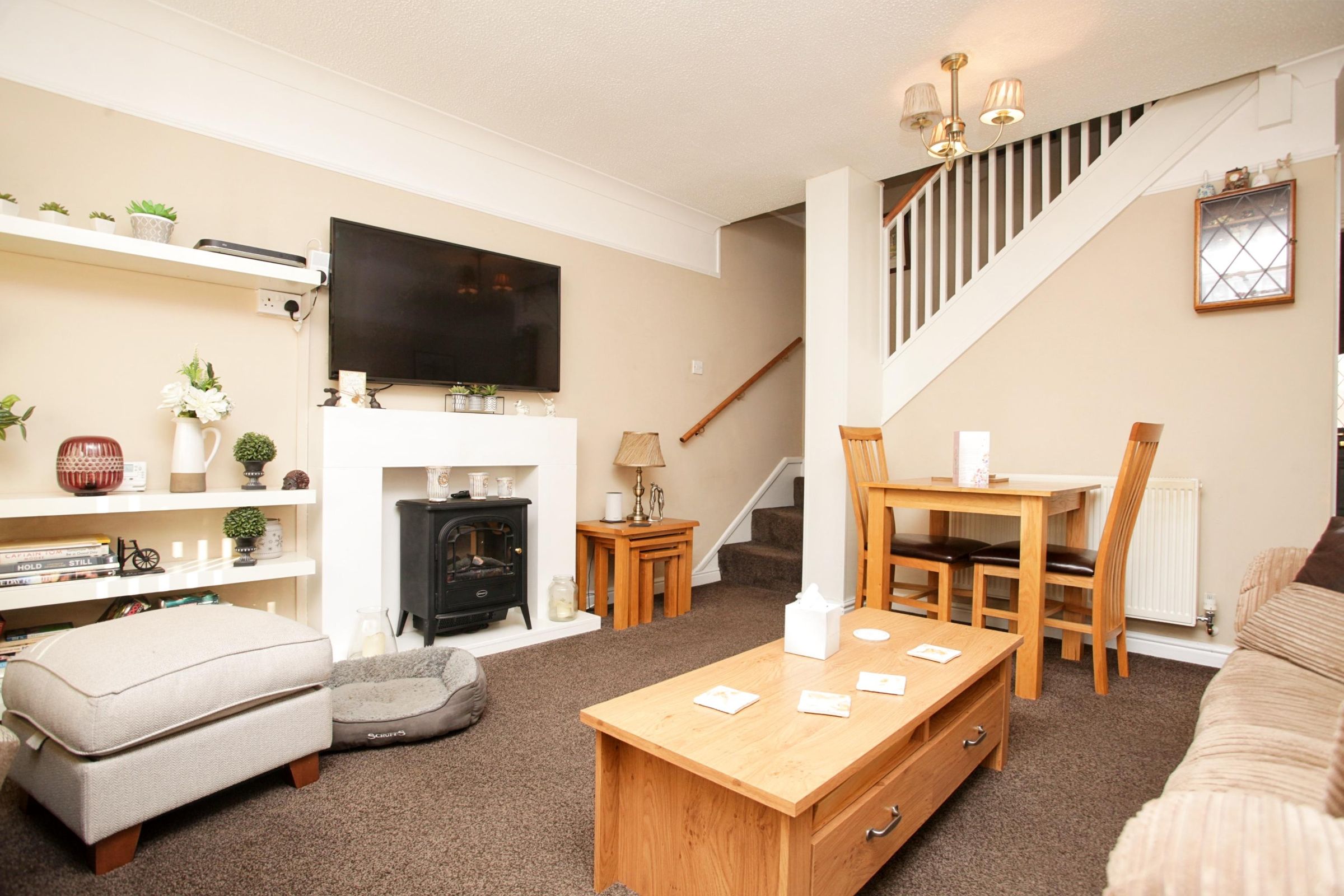 2 bed terraced house for sale in Milliners Court, Atherstone CV9 Zoopla