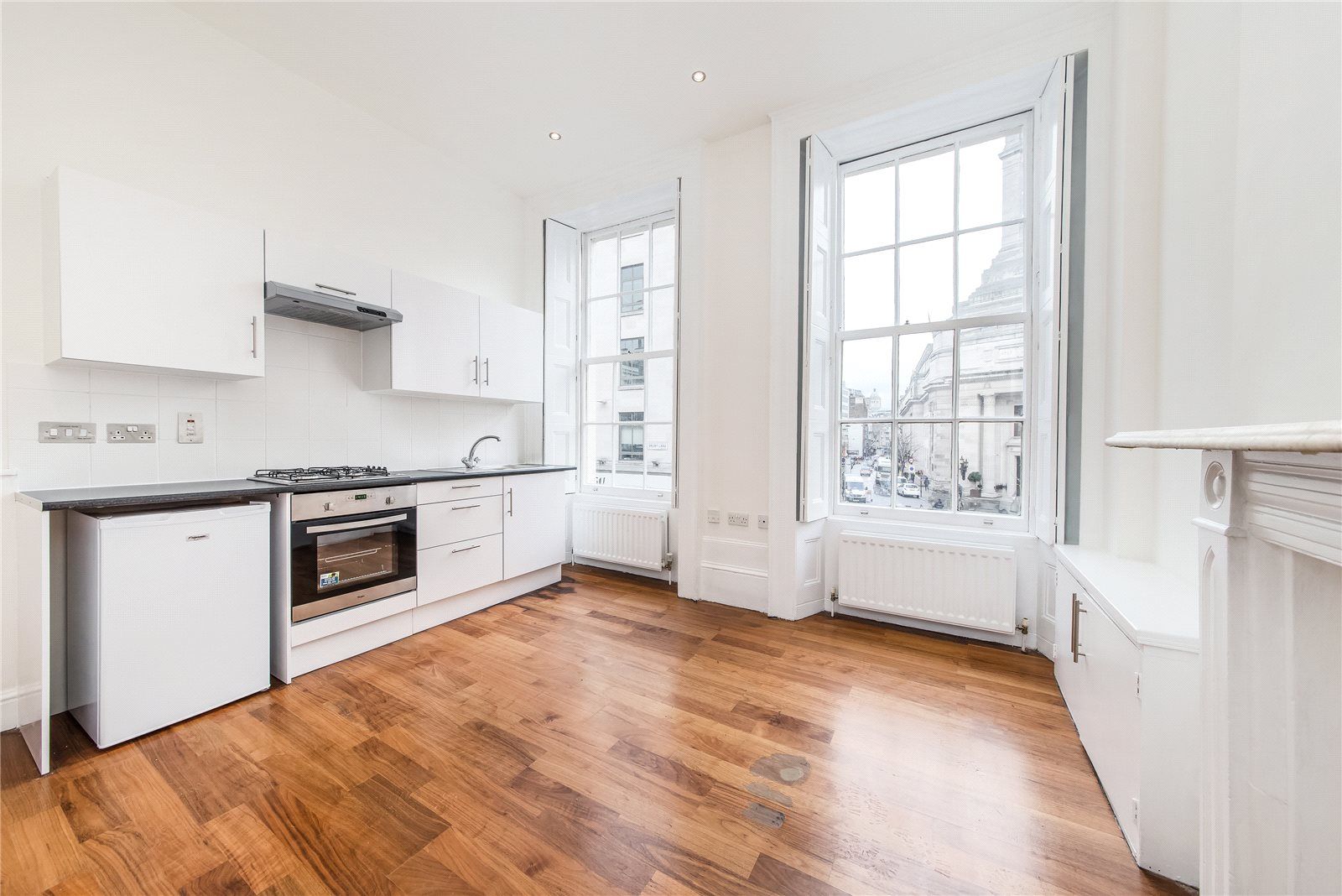 1 bed flat to rent in Drury Lane, London WC2B Zoopla