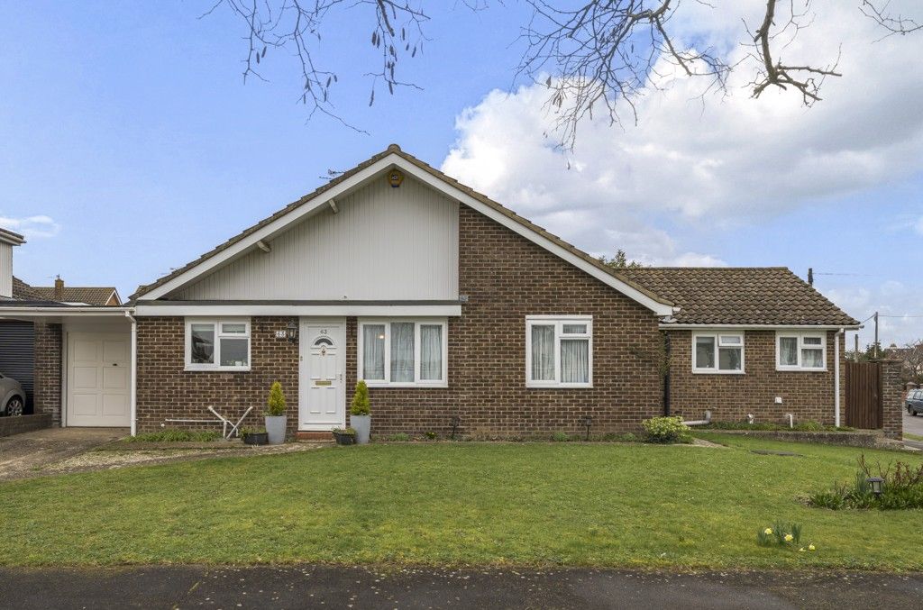5 bed bungalow for sale in Oatlands Road, Shinfield, Reading RG2 Zoopla