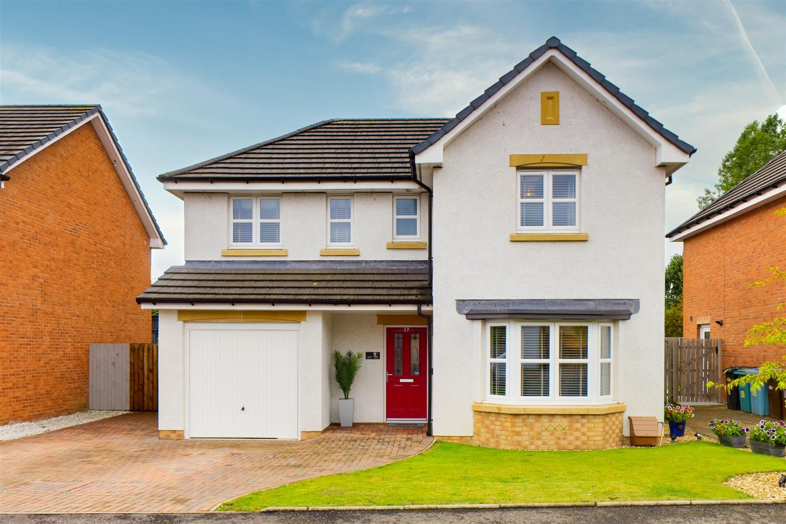 4 bed detached house for sale in Grayling Road, New Stevenston