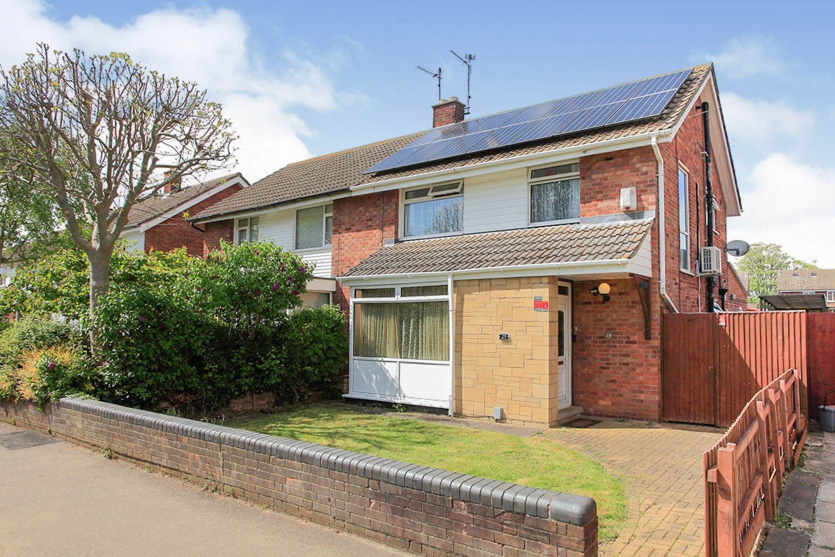 3 bed semidetached house for sale in Ledbury Road, Peterborough PE3