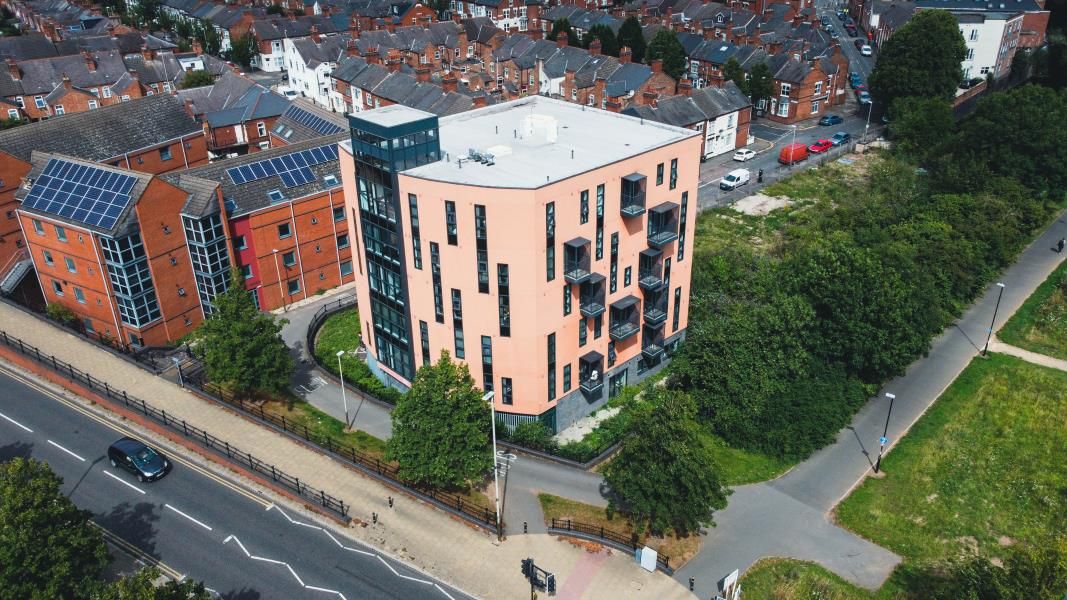 5 bed flat to rent in Western Road, Leicester LE3 Zoopla