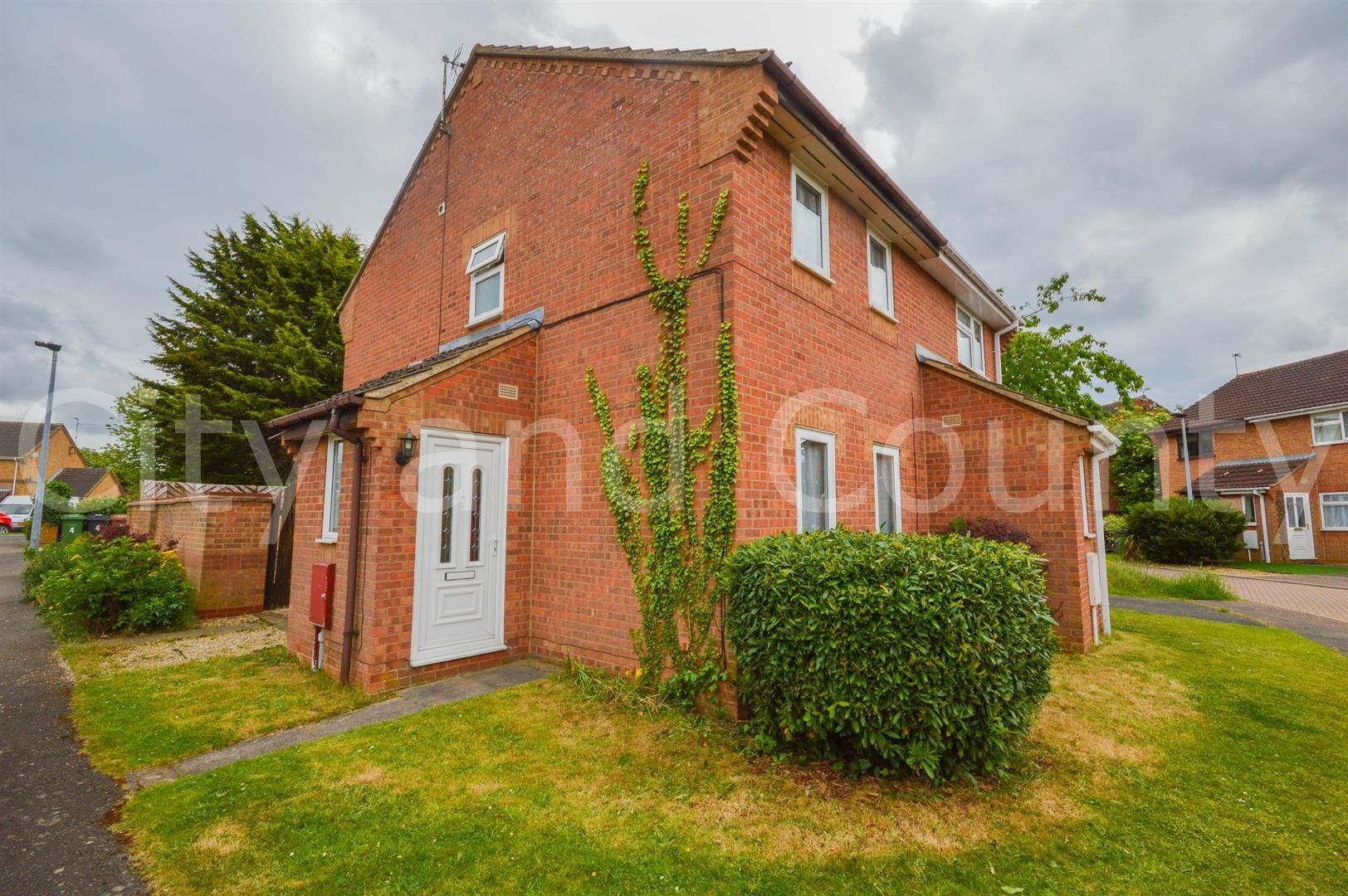 2 bed semidetached house for sale in Albany Walk, Peterborough PE2