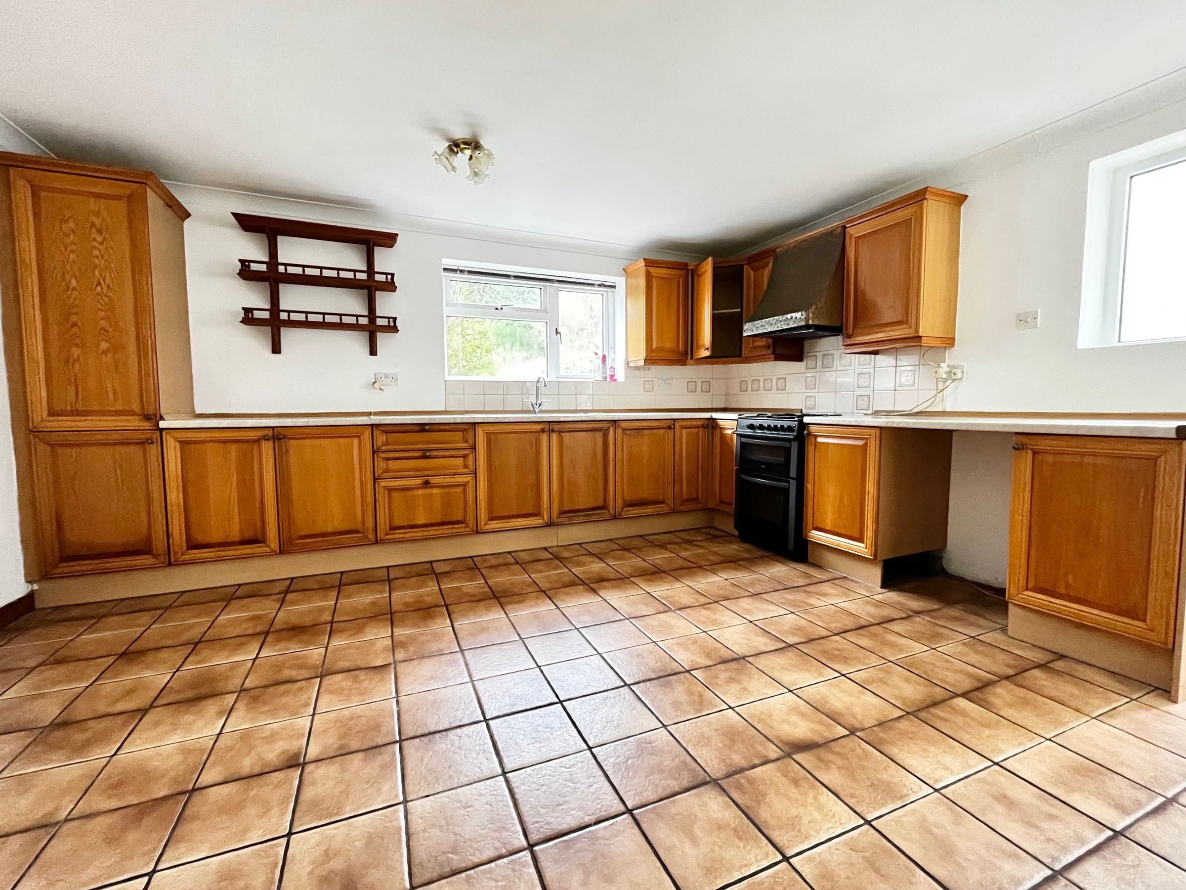 3 bed end terrace house for sale in Glen Road, West Cross, Swansea SA3