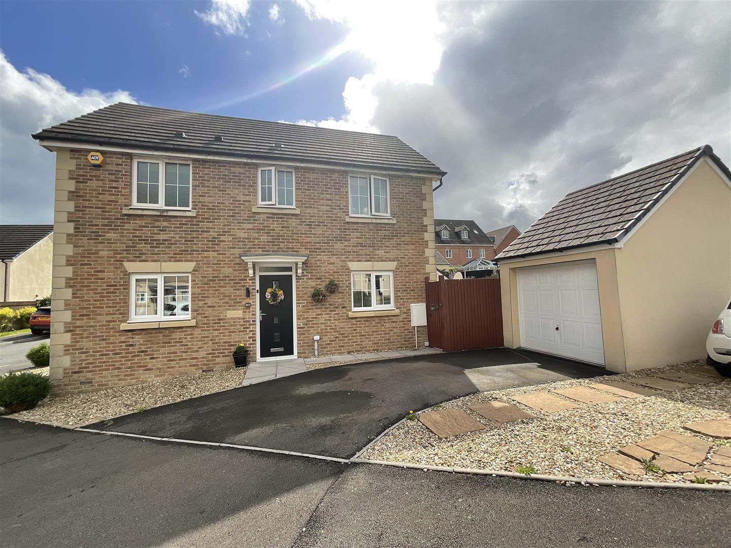 3 bed detached house for sale in Ffordd Y Glowyr, Betws, Ammanford SA18
