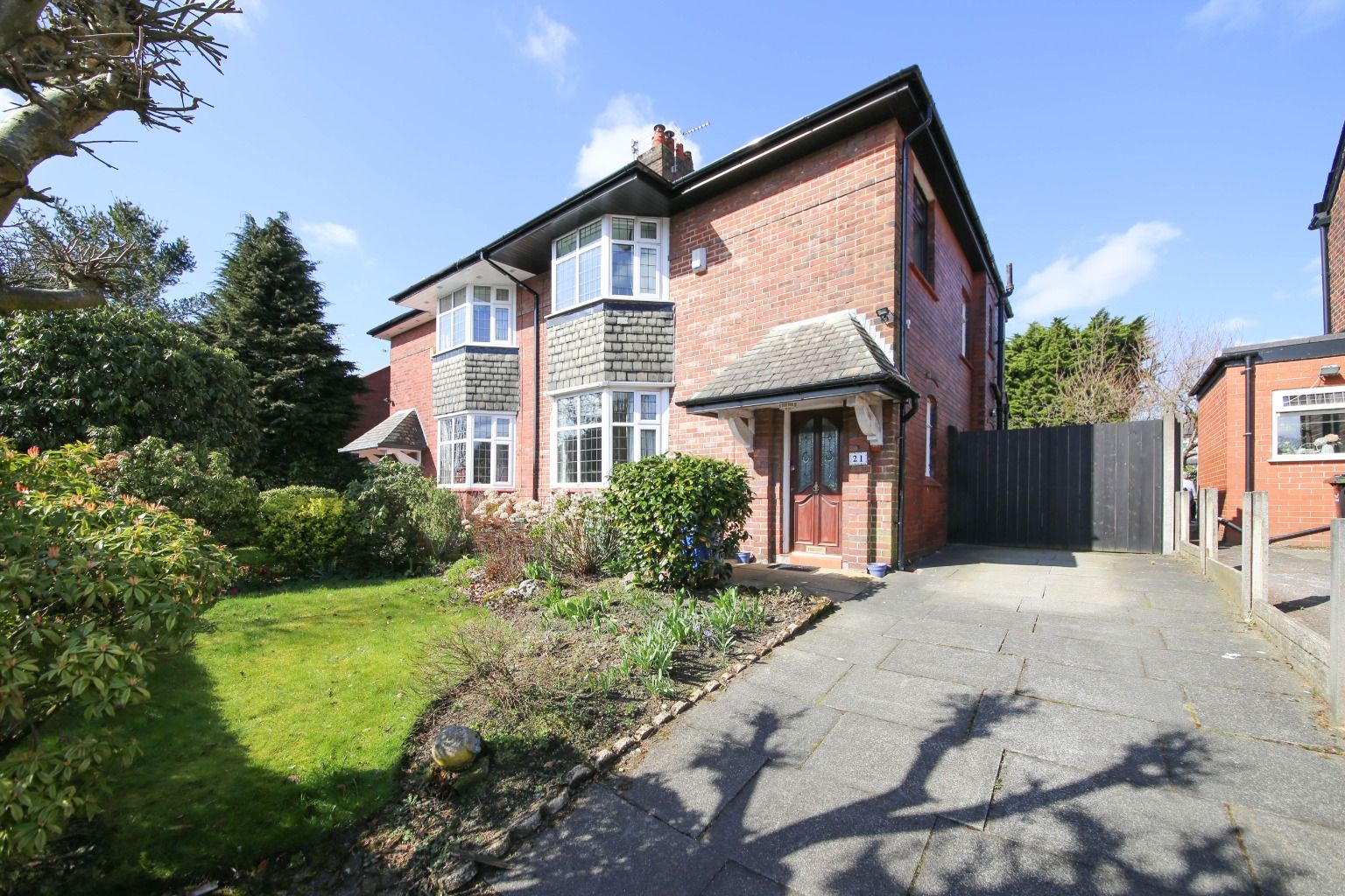 3 bed semidetached house for sale in St. Clements Road, Wigan