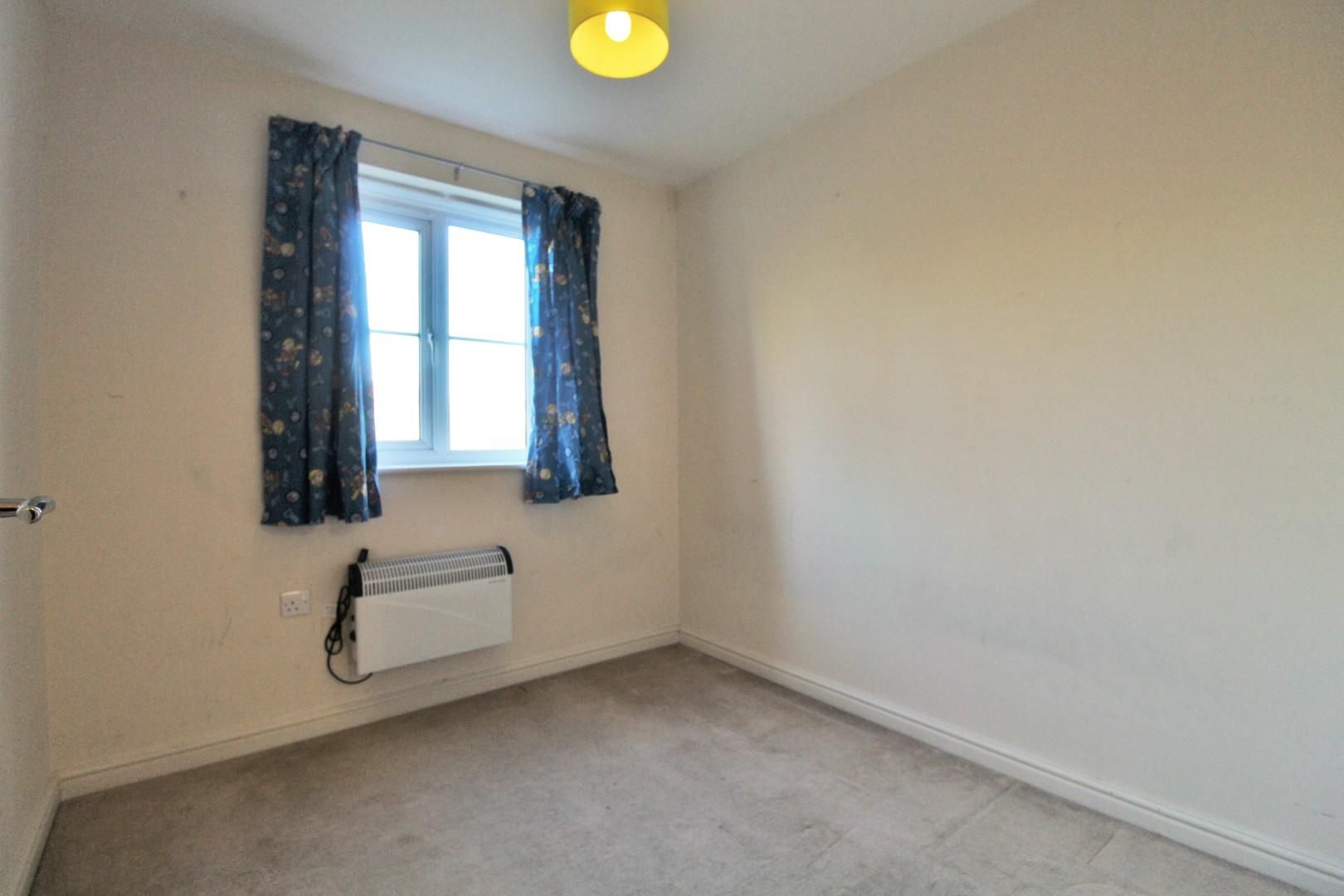 2 bed flat to rent in Ottawa Court, Broxbourne EN10 Zoopla