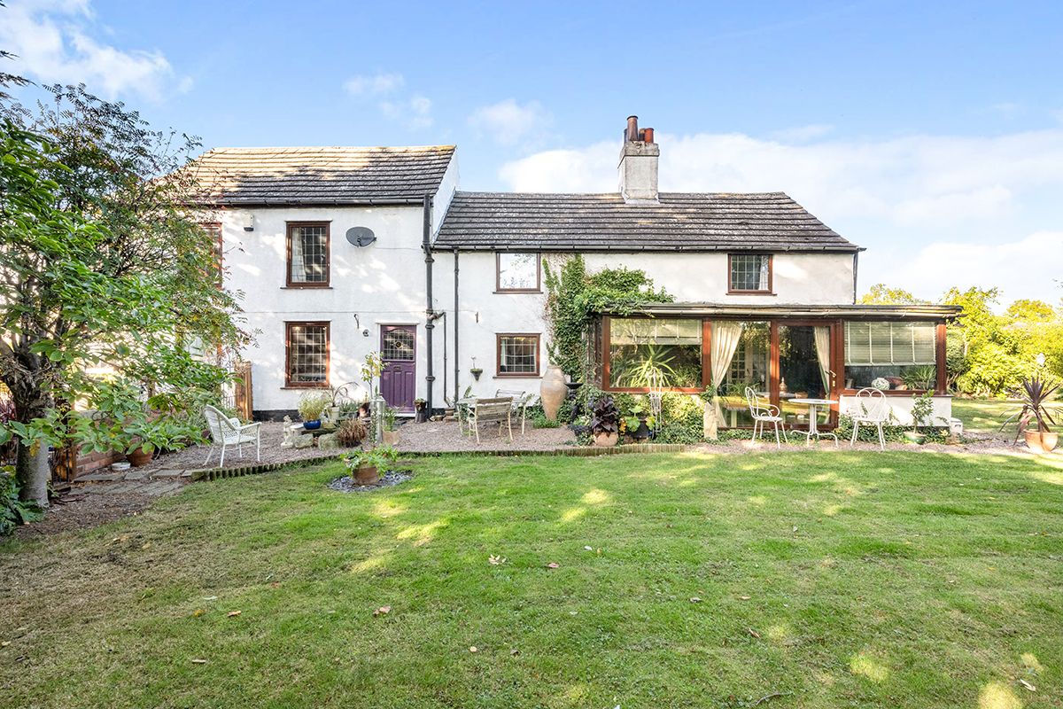 4 bed detached house for sale in Low Lane, Braithwaite, Doncaster, South Yorkshire DN7 Zoopla