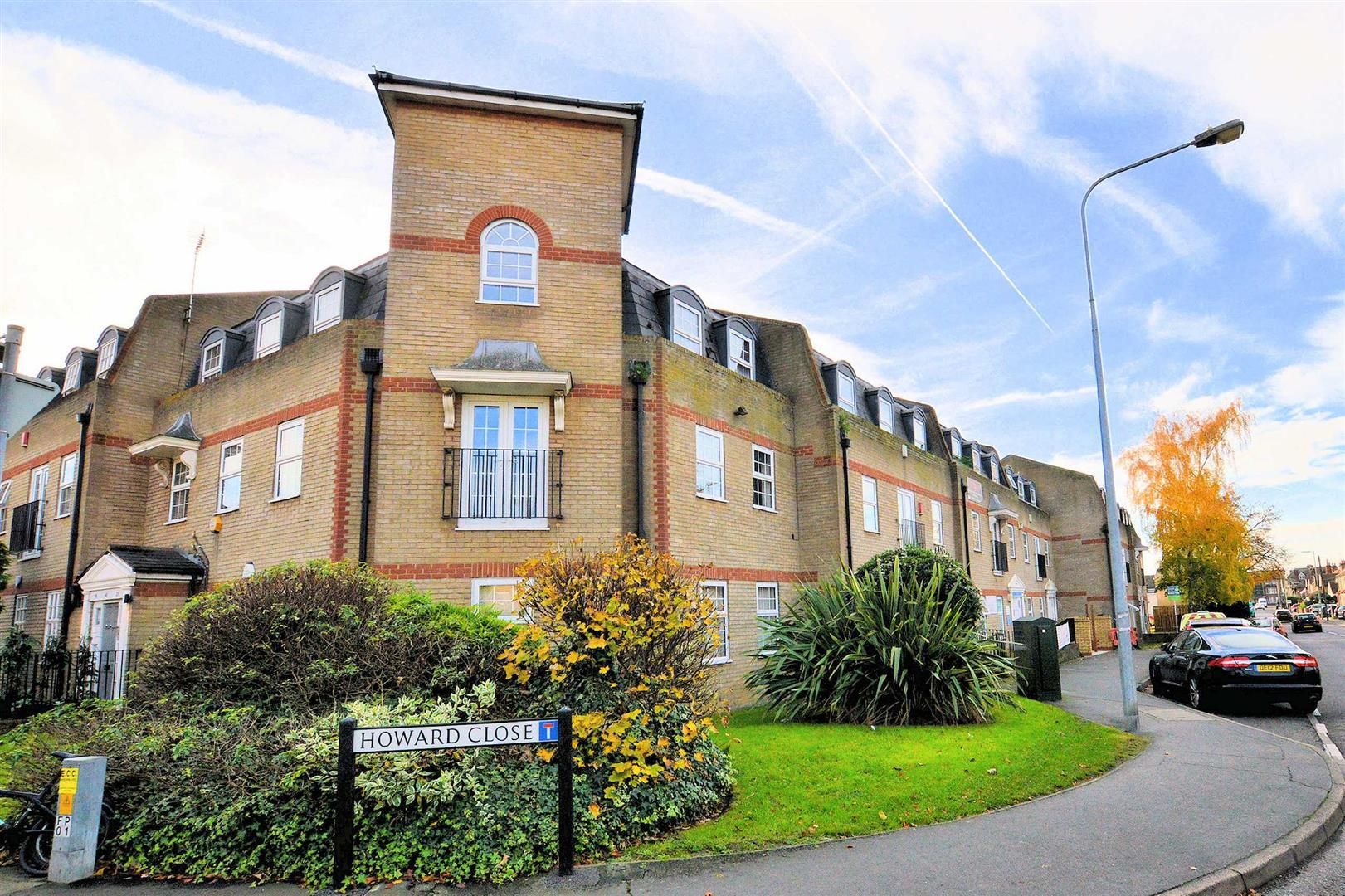 2 bed flat to rent in Howard Business Park, Howard Close, Waltham Abbey