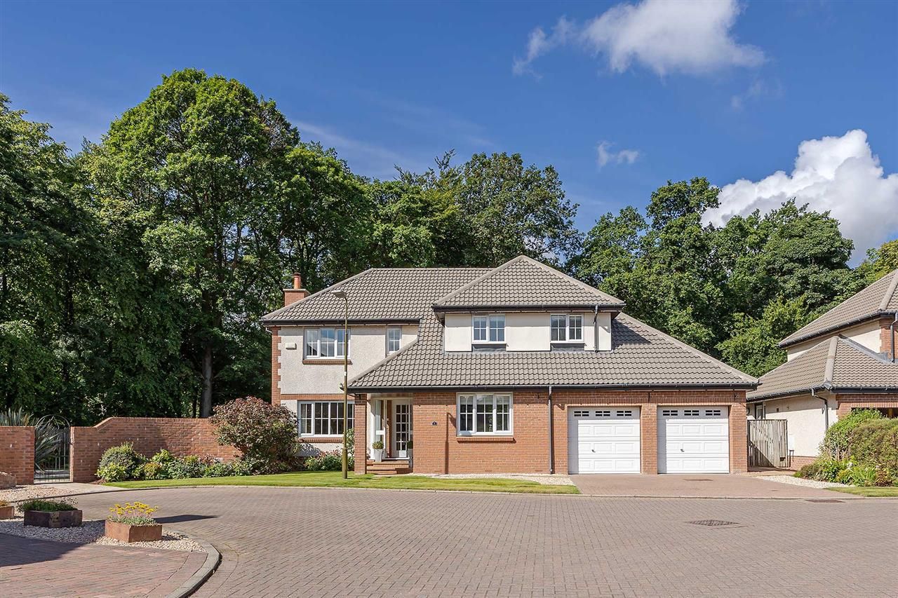 5 bed property for sale in Saltcoats Gardens, Bellsquarry, Livingston