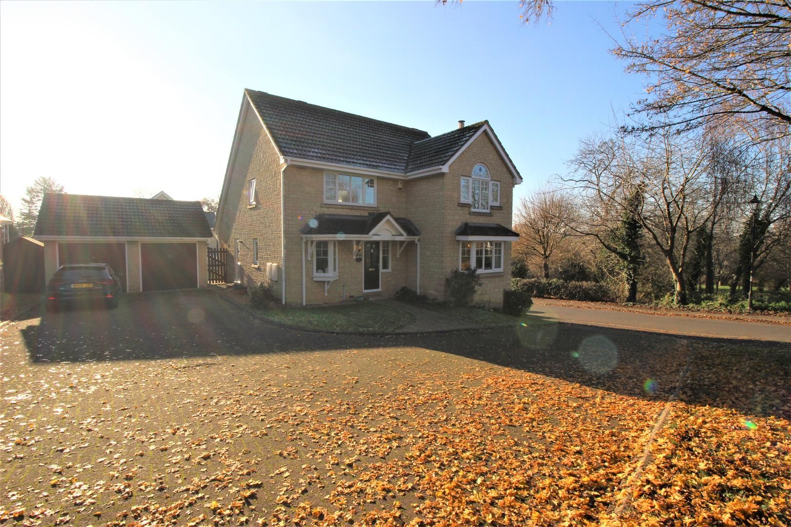 4 bed detached house for sale in Lanhill View, Chippenham SN14 Zoopla